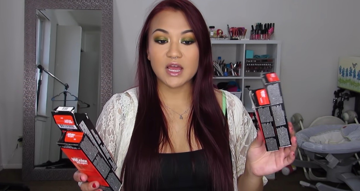 How To Dye Black To Bright Red Hair Without Bleach Using L'Oreal Hicolor !!